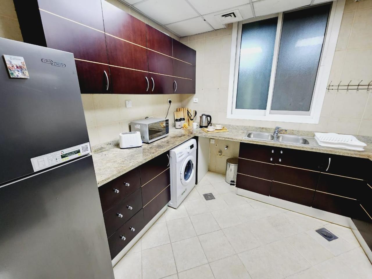 Lovely 1-Bedroom Apartment In The Heart Of Dubai Marina Luaran gambar
